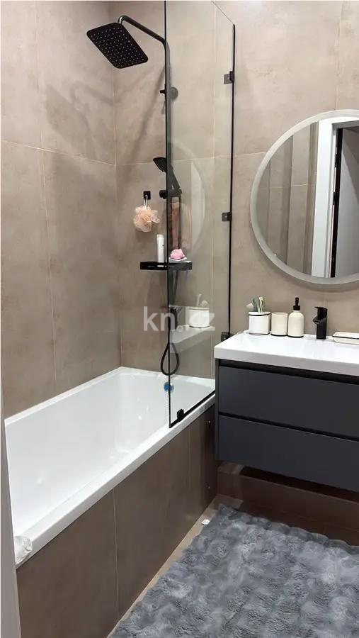 Продажа 1-комнатной квартиры, 43 м², ул. Утеген батыра, дом  11в в Алматы - фото 3