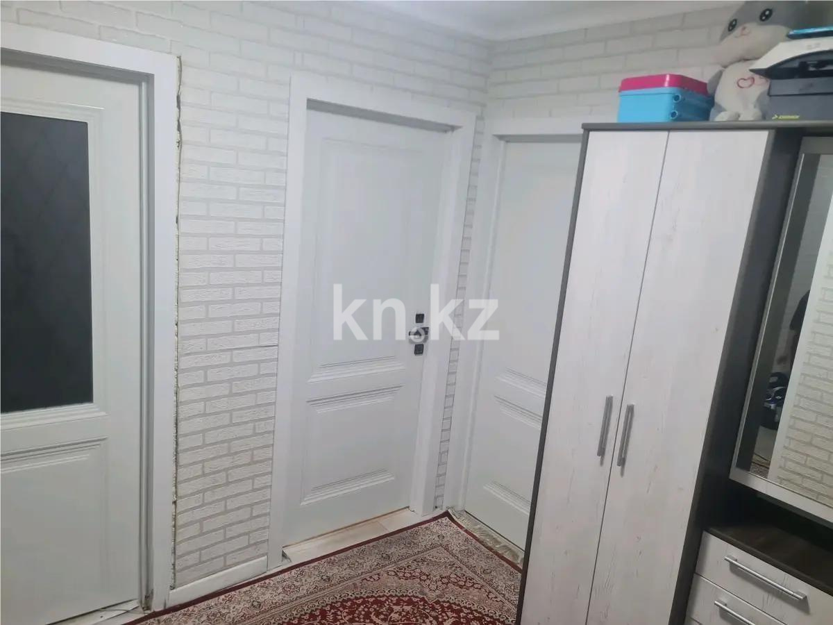 Продажа 3-комнатной квартиры, 64 м², 2 мкр-н, дом  6 в Абае - фото 5