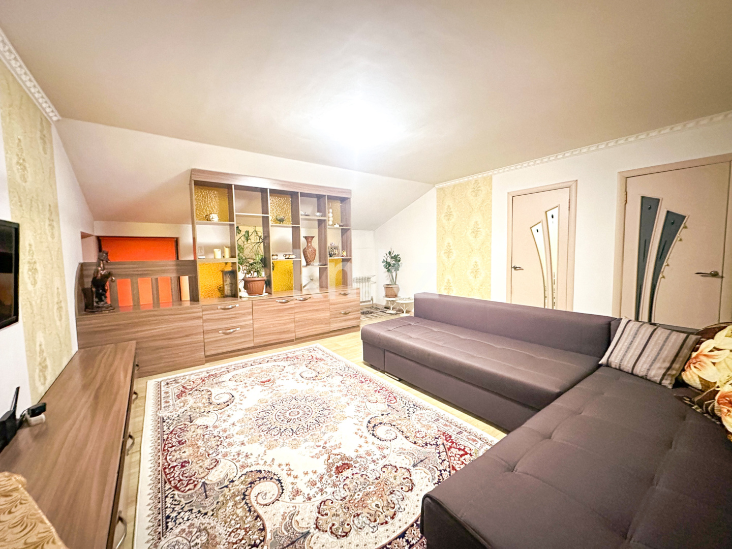 Продажа 5-комнатного дома, 195.6 м², мкр-н Калкаман-2, дом  23/1 - Продажа домов и коттеджей в Алматы фото 3 из 40