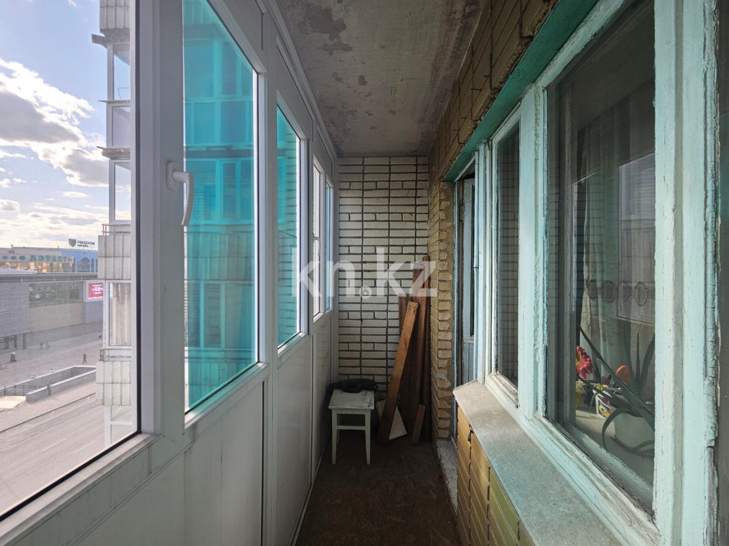 Продажа 4-комнатной квартиры, 78 м², пр. Бухар-жырау, дом  56/2 - Продажа  четырехкомнатных квартир в Караганде с фото фото 4 из 26