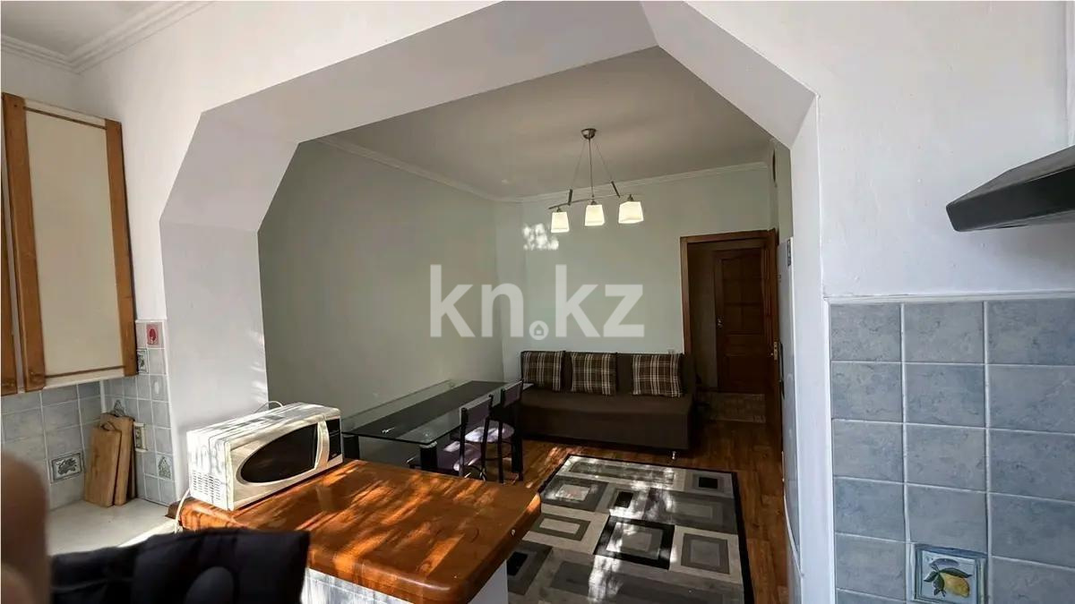 Продажа 1-комнатной квартиры, 48 м², ул. Жарокова, дом  217б в Алматы - фото 2
