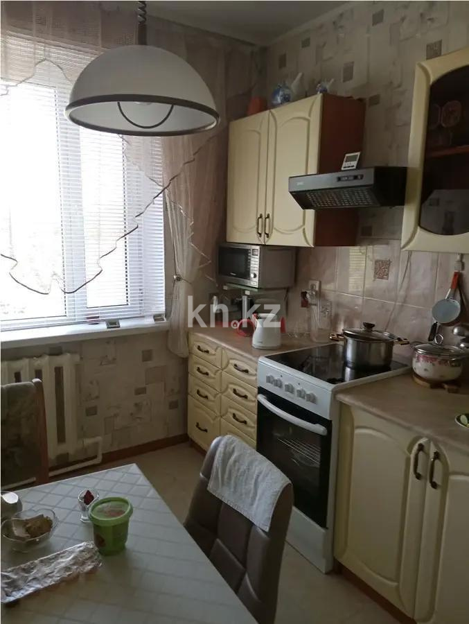 Продажа 3-комнатной квартиры, 64 м², ул. Штурманская, дом  1/6 - Продажа  трехкомнатных квартир в Караганде без посредников фото 2 из 4