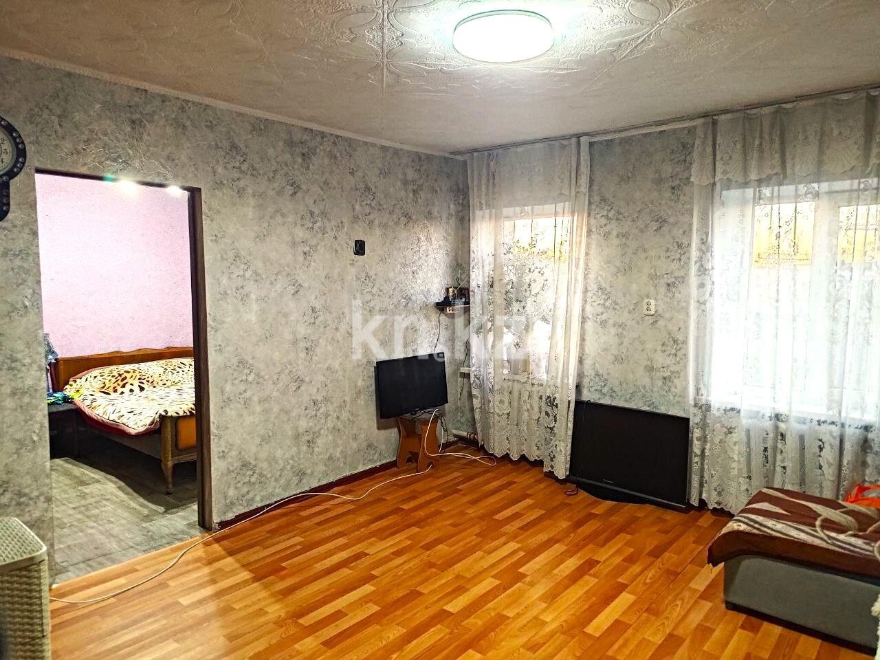 Продажа 4-комнатного дома, 85 м² в Караганде