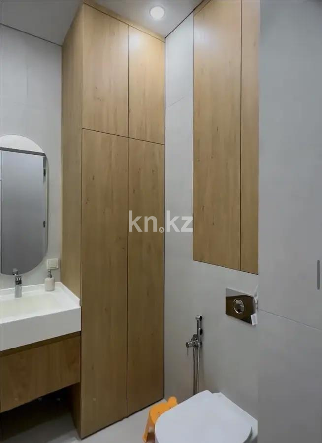 Продажа 4-комнатной квартиры, 102 м², ул. Розыбакиева, дом  336 в Алматы - фото 2