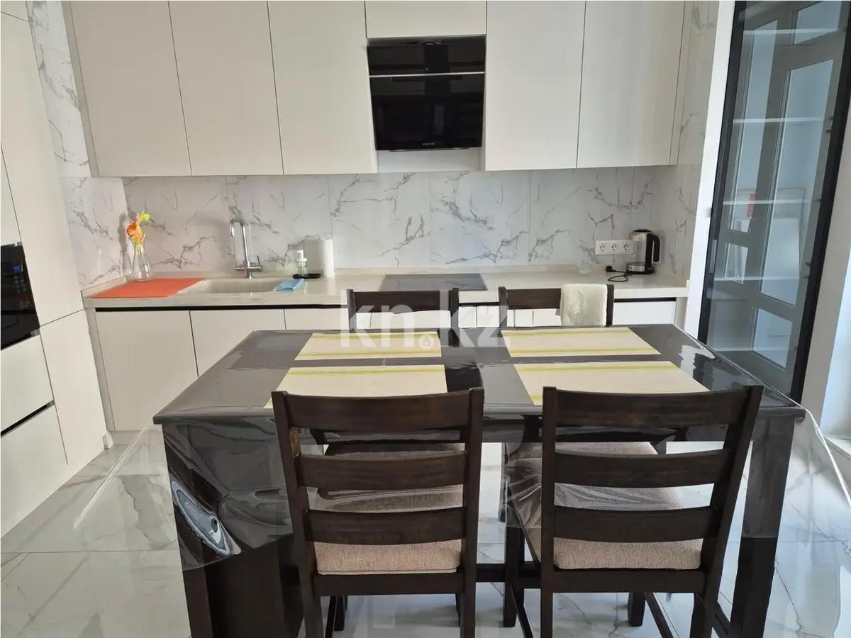 Продажа 3-комнатной квартиры, 90 м², ул. Орынбор, дом  12 в Астане - фото 4