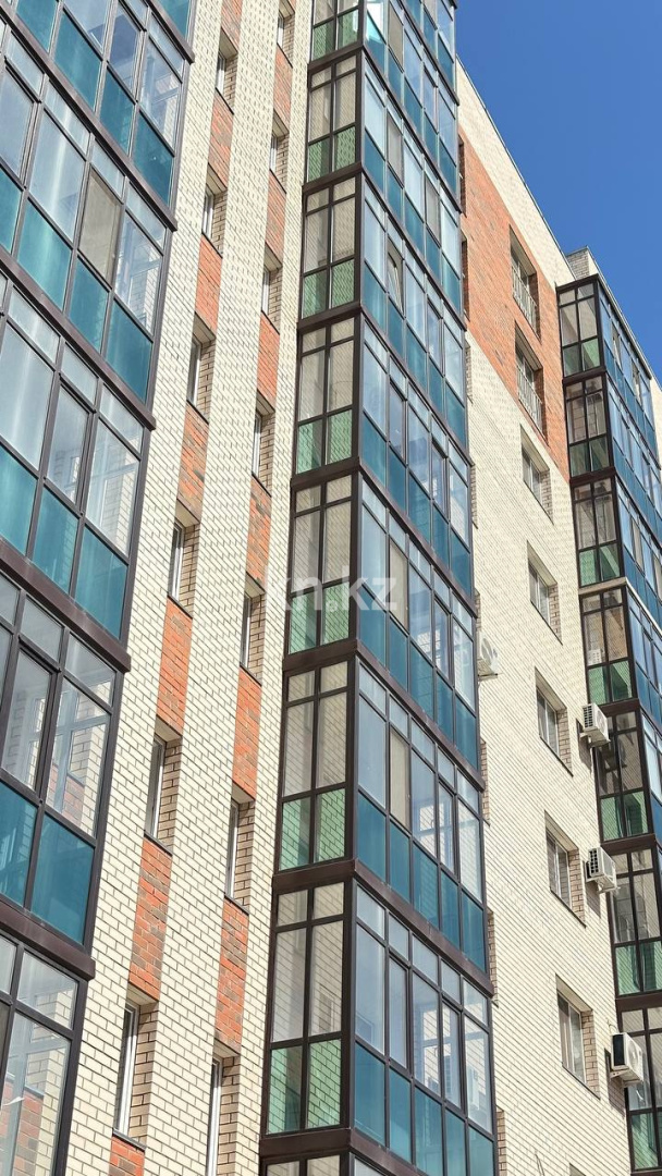 Продажа 3-комнатной квартиры, 93 м², ул. Букетова, дом  60а - Продажа квартир в Караганде фото 1 из 11