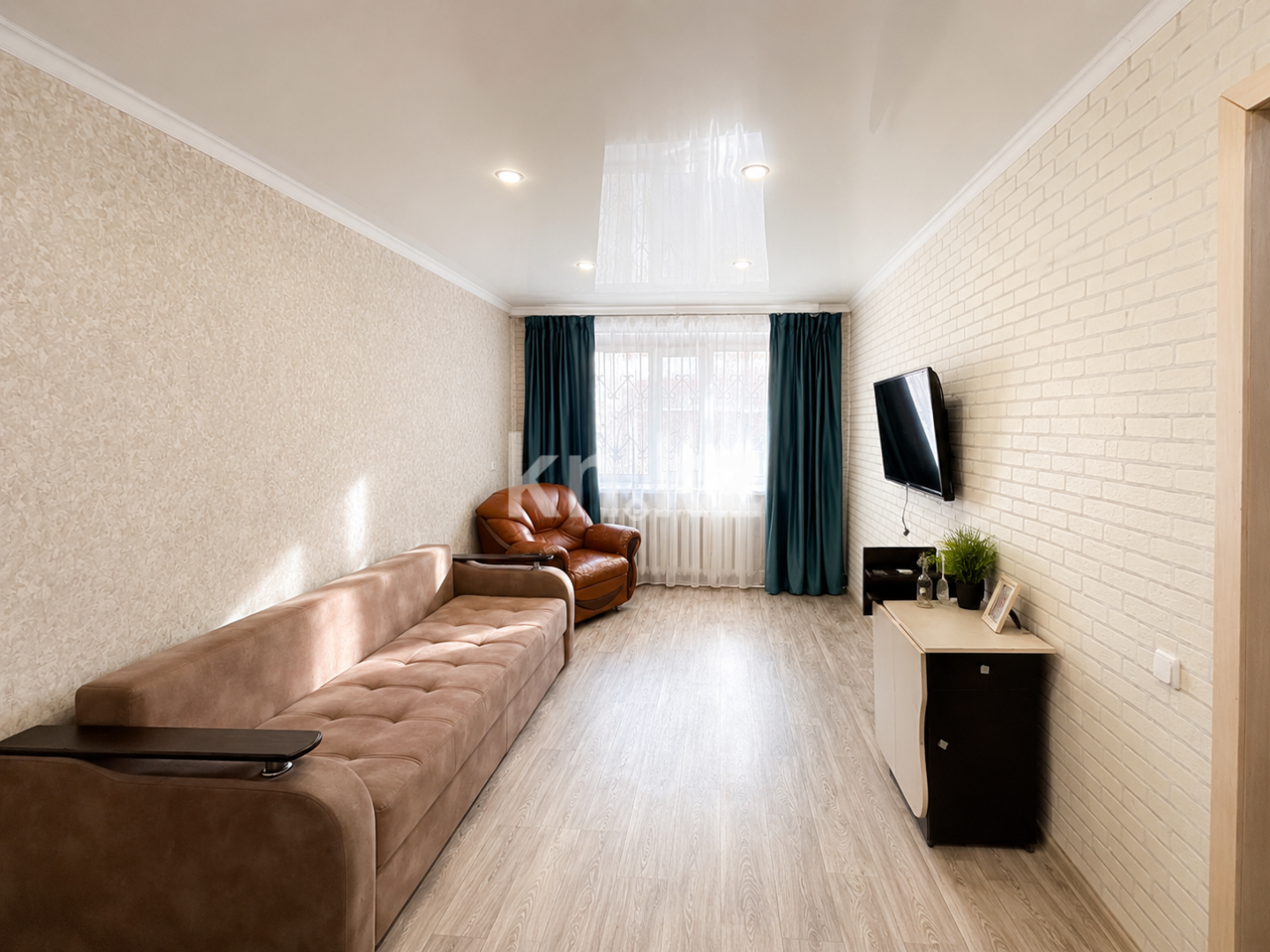 Продажа 2-комнатной квартиры, 48 м² - Продажа квартир в районе Город в Караганде фото 1 из 4