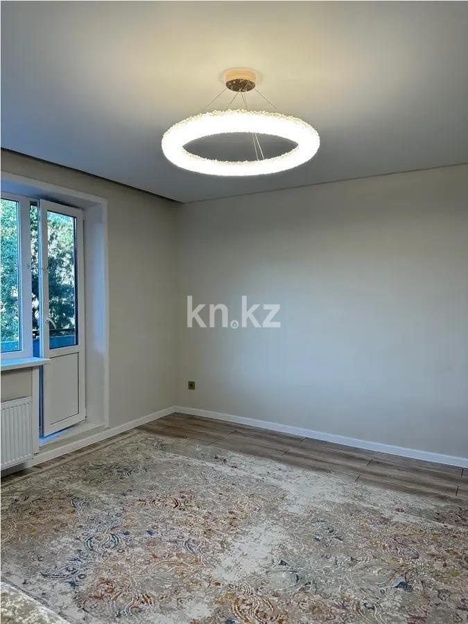 Продажа 3-комнатной квартиры, 64 м², мкр-н Степной-2, дом  4 - Продажа квартир без посредников в Караганде фото 1 из 6