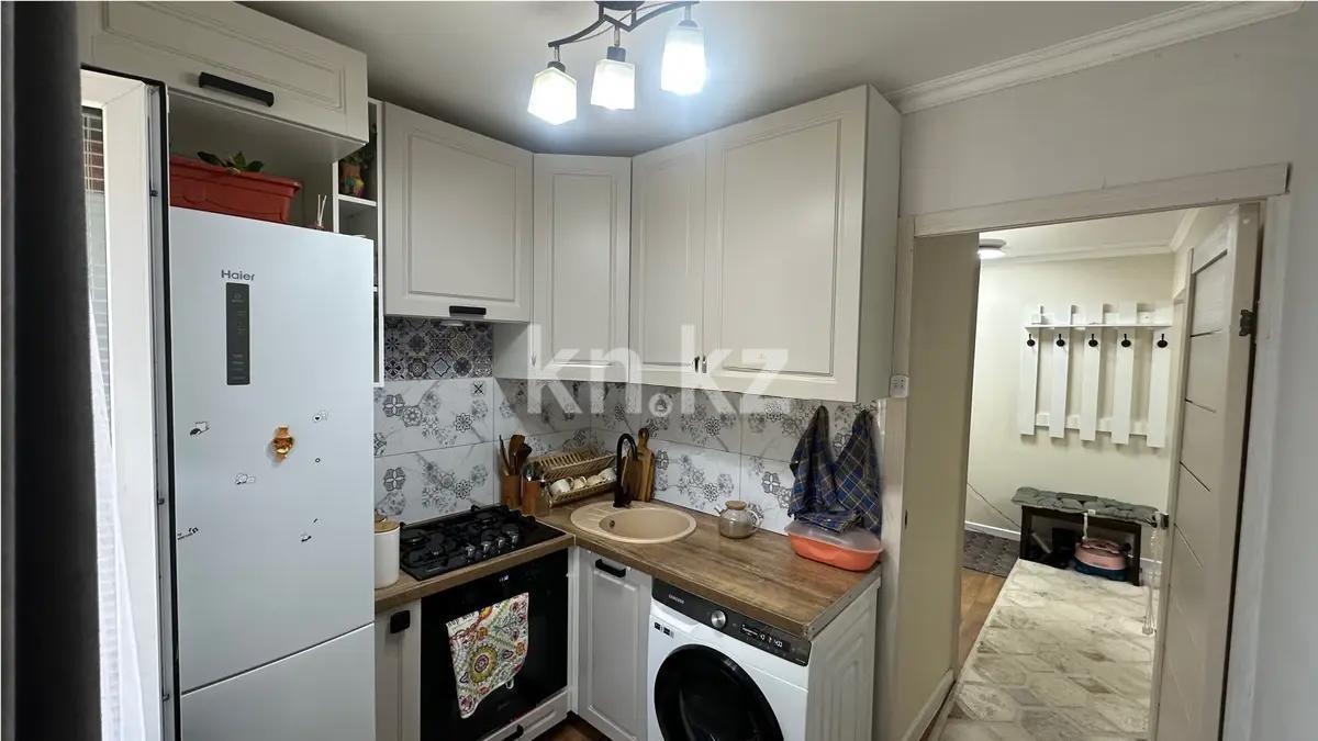 Продажа 3-комнатной квартиры, 60 м², мкр-н Айнабулак-3, дом  122 в Алматы - фото 5