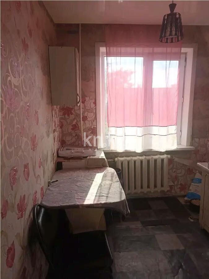 Продажа 2-комнатной квартиры, 48 м² в Шахтинске - фото 3