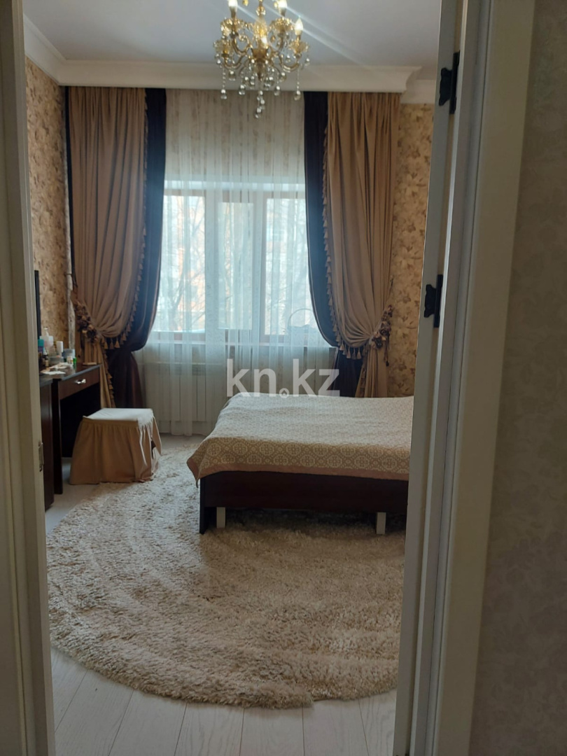 Аренда 2-комнатной квартиры посуточно, 60 м², ул. Таттимбета, дом  43б - Аренда  двухкомнатных квартир посуточно в Караганде с фото фото 1 из 9