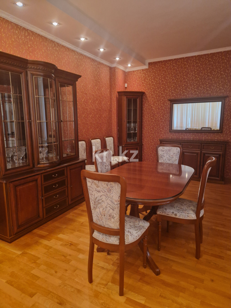 Продажа 4-комнатной квартиры, 129.6 м², ул. Смагулова, дом  56а - Продажа квартир в Атырау фото 1 из 34