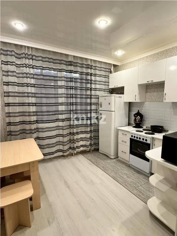 Продажа 1-комнатной квартиры, 38 м², пр. Улы Дала, дом  84 в Астане - фото 2