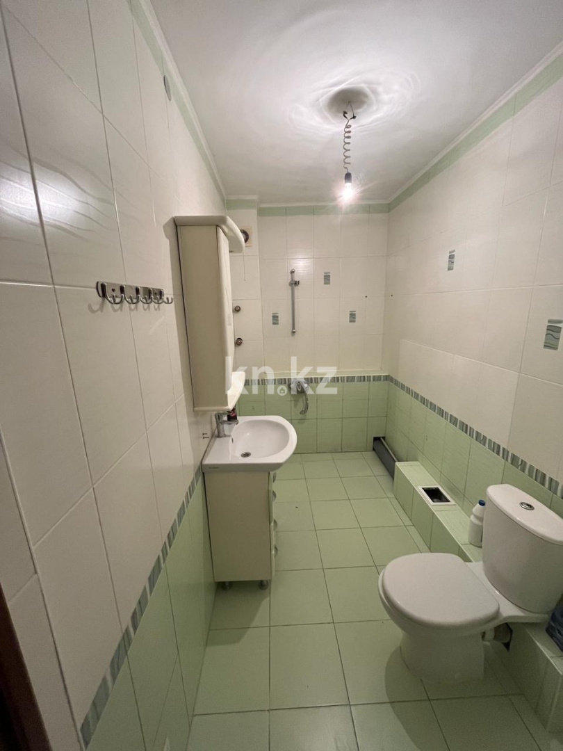 Продажа 2-комнатной квартиры, 73 м², ул. Сейфуллина, дом  3 в Астане - фото 9