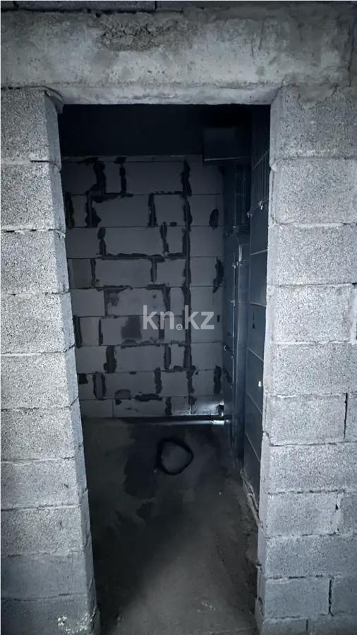 Продажа 1-комнатной квартиры, 29.8 м², ул. Ауэзова, дом  2/8 - Продажа  однокомнатных квартир в Алматы с фото фото 2 из 2