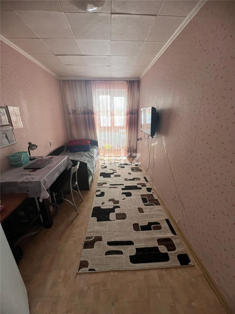 Продажа 4-комнатной квартиры, 77 м², пр. Республики - Продажа  четырехкомнатных квартир в Караганде фото 3 из 17