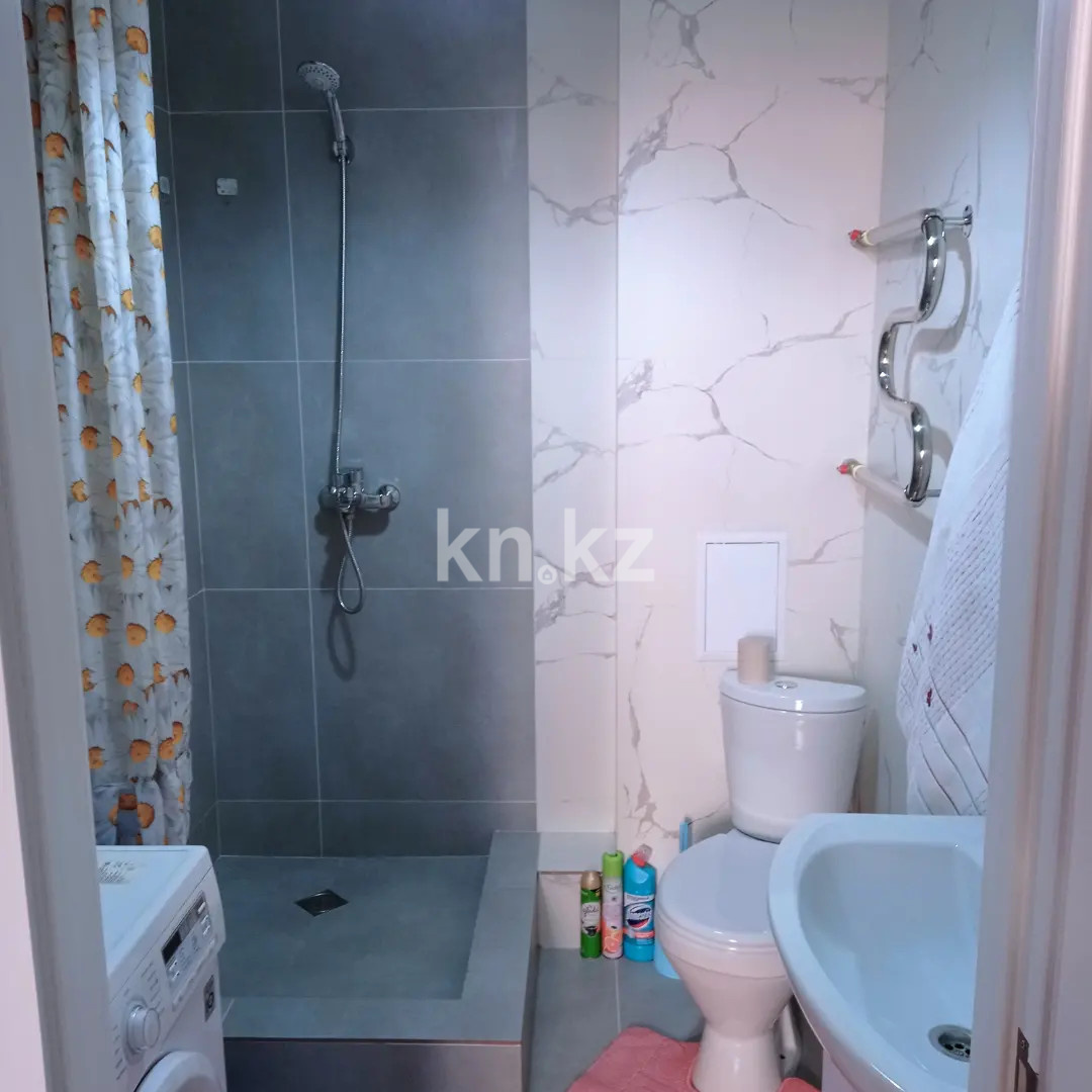 Продажа 2-комнатной квартиры, 40 м², ул. Байтурсынова, дом  39 в Астане - фото 4