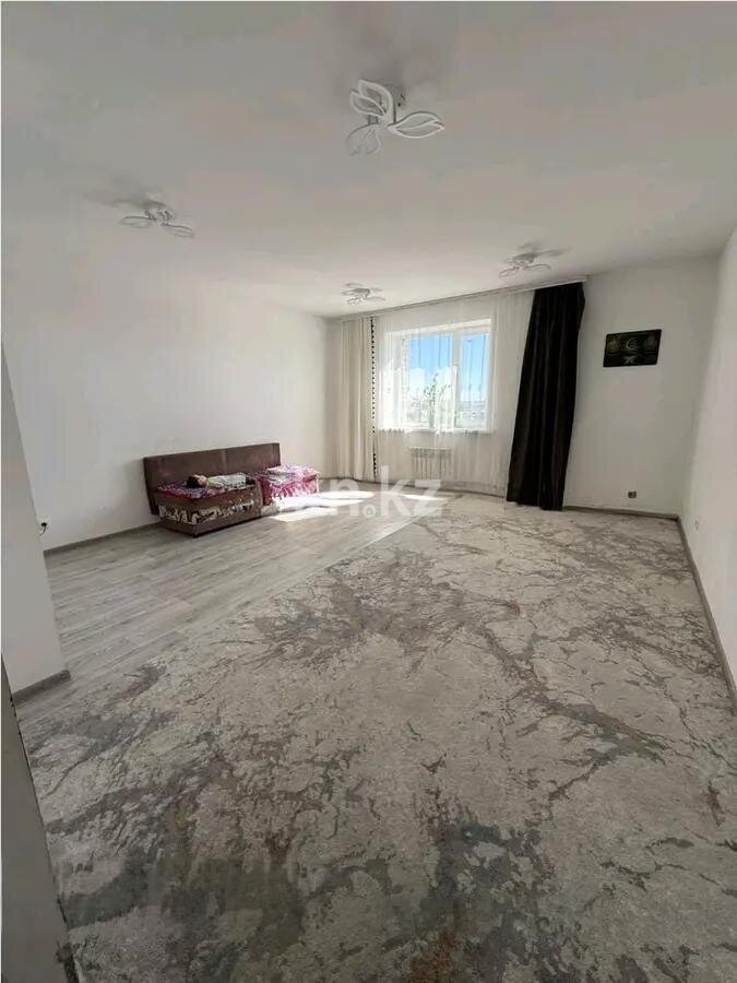 Продажа 3-комнатной квартиры, 80 м² в Караганде
