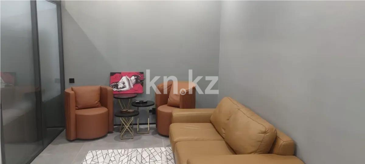 Продажа 9-комнатной квартиры, 439 м², пр. Достык, дом  308е - Продажа  пятикомнатных квартир в Алматы фото 1 из 7