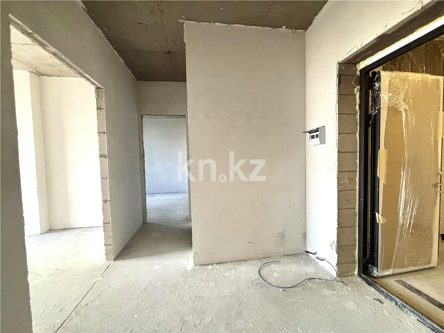 Продажа 3-комнатной квартиры, 61 м², пр. Республики - Продажа  трехкомнатных квартир в Караганде фото 2 из 12