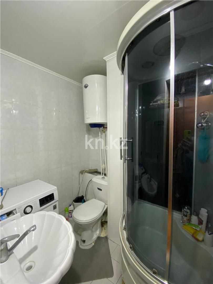 Продажа 4-комнатной квартиры, 97 м², ул. Космонавтов - Продажа  четырехкомнатных квартир в Караганде фото 11 из 18