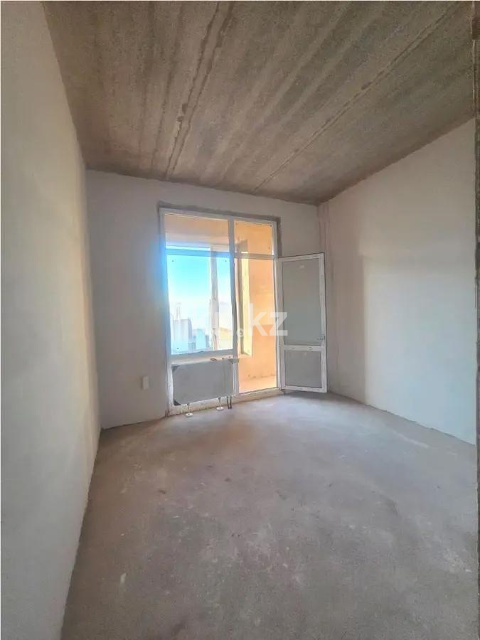 Продажа 1-комнатной квартиры, 42 м², ул. Нажимеденова, дом  28 в Астане