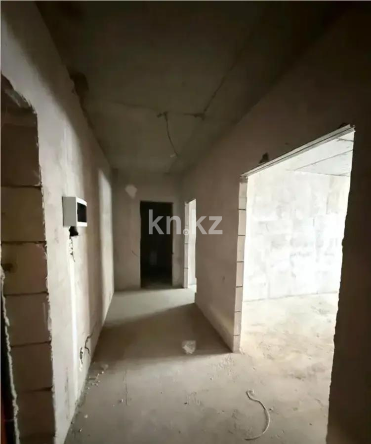 Продажа 2-комнатной квартиры, 64 м², ул. Бейбарыс Султан, дом  12 стр в Астане - фото 2