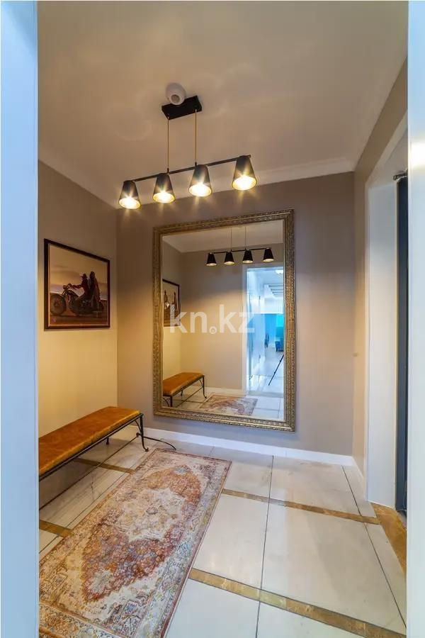 Продажа 4-комнатной квартиры, 230 м², ул. Байтурсынова, дом  5 в Астане - фото 8