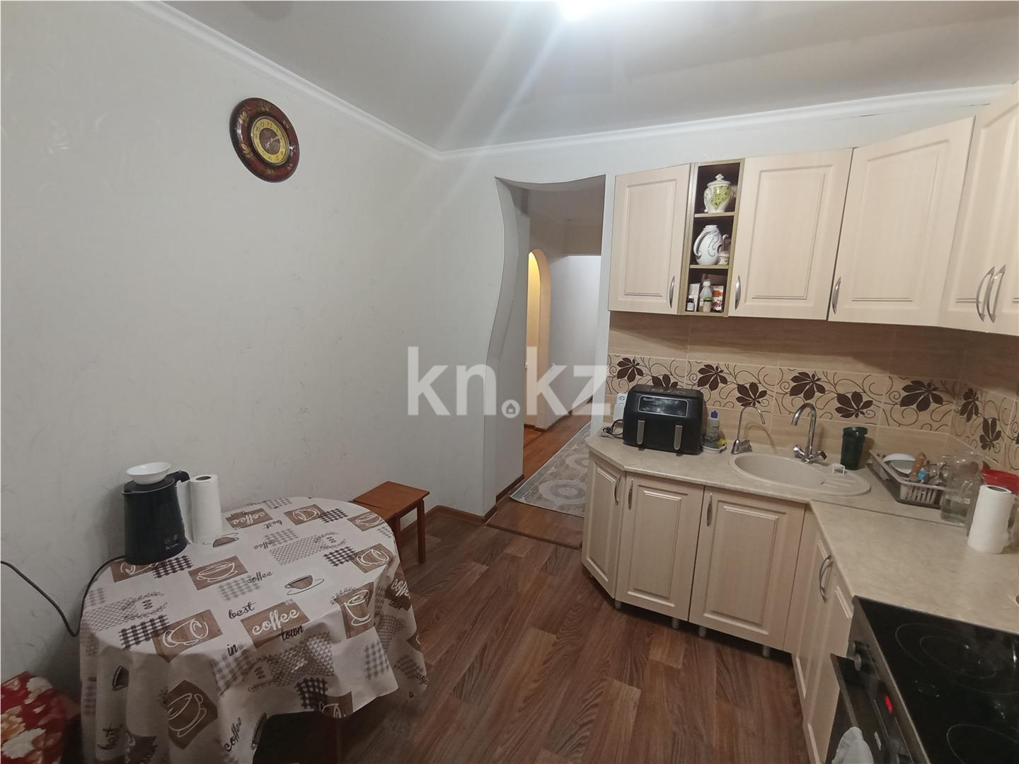 Продажа 3-комнатной квартиры, 68 м², ул. Университетская в Караганде - фото 8