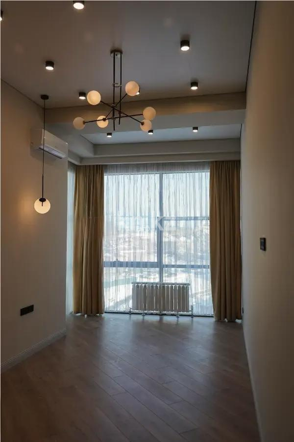 Продажа 3-комнатной квартиры, 118.6 м², ул. Жамакаева, дом  254/2д - Продажа квартир в Алматы фото 1 из 6