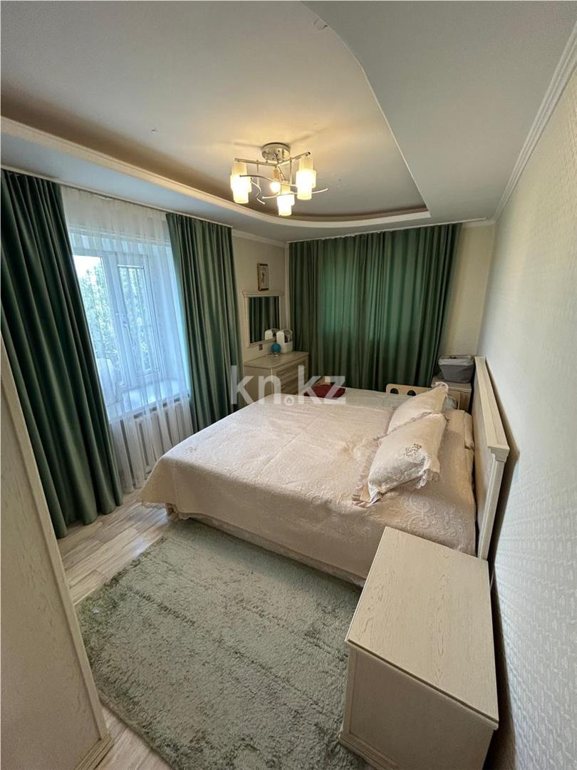 Продажа 3-комнатной квартиры, 73 м², ул. Ермекова, дом  77/3 - Продажа квартир в Караганде фото 1 из 19