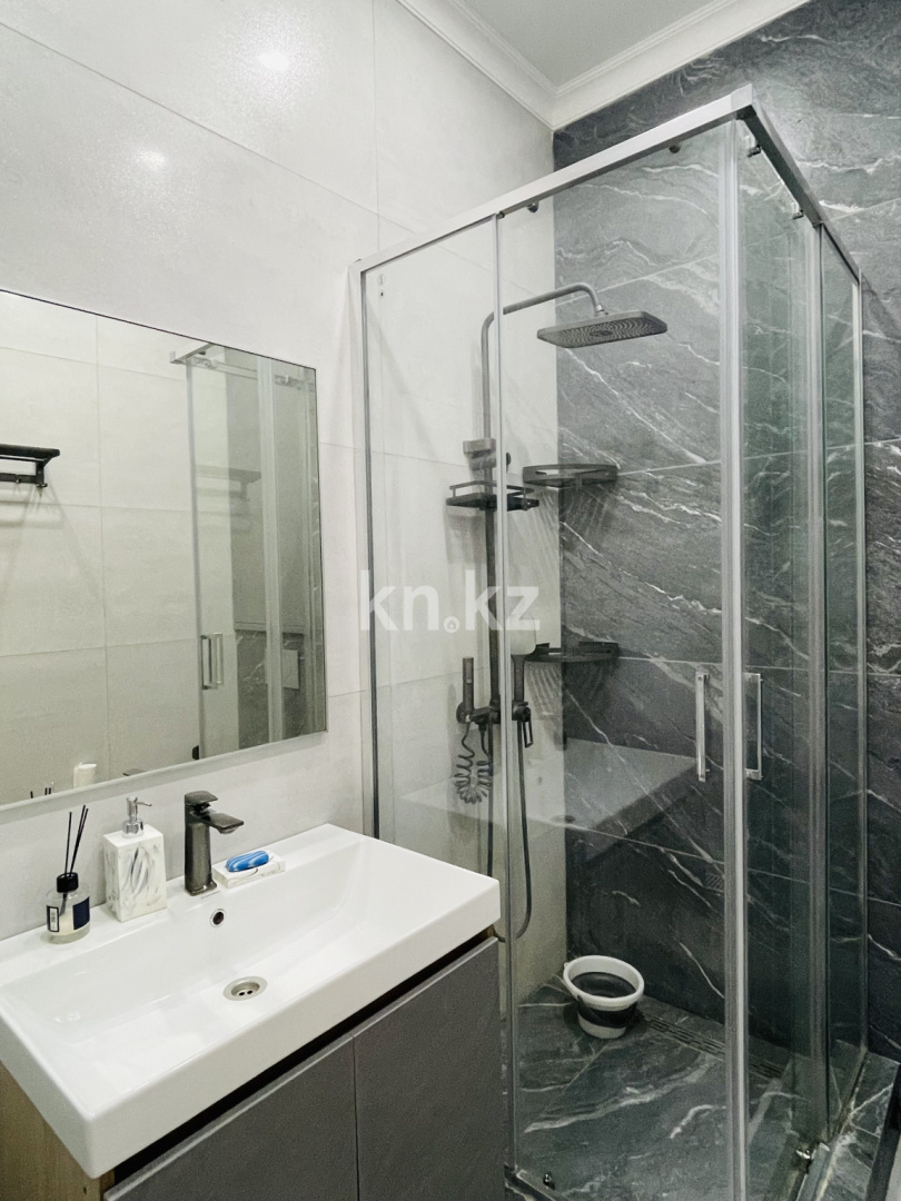 Продажа 5-комнатной квартиры, 125 м² - Продажа пятикомнатных и более квартир в кирпичном доме в Казахстане - страница 2 фото 4 из 16