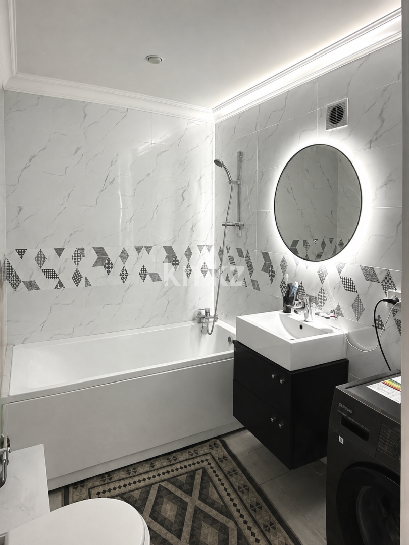 Продажа 3-комнатной квартиры, 60 м² - Продажа квартир в Караганде - страница 2 фото 12 из 18