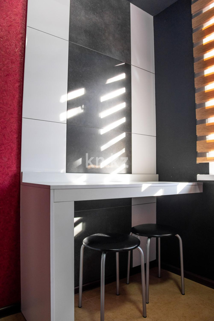 Аренда 1-комнатной квартиры посуточно, 32 м², ул. Гоголя, дом  53 - Аренда  однокомнатных квартир посуточно в Караганде с фото фото 9 из 14