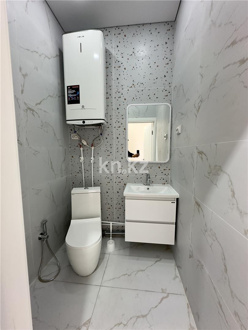 Продажа 3-комнатной квартиры, 97 м², пр. Шахтеров, дом  68 - Продажа  трехкомнатных квартир в Караганде фото 26 из 37