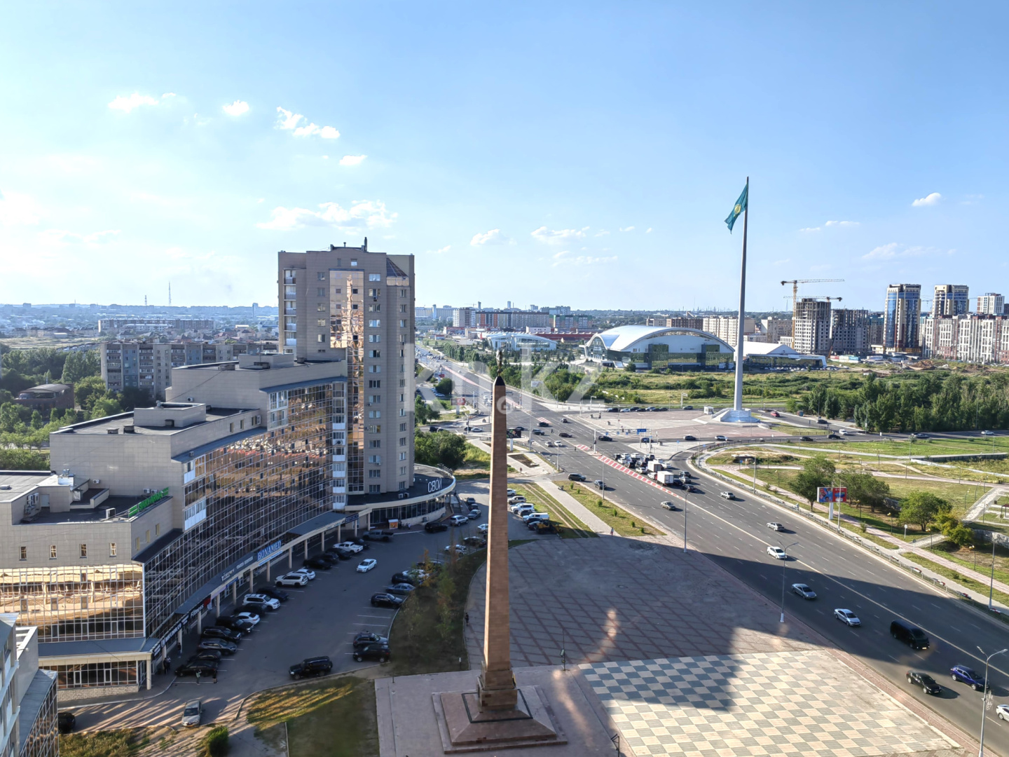 Продажа 4-комнатной квартиры, 122 м², пр. Республики, дом  40 - Продажа  четырехкомнатных квартир в Караганде фото 26 из 32