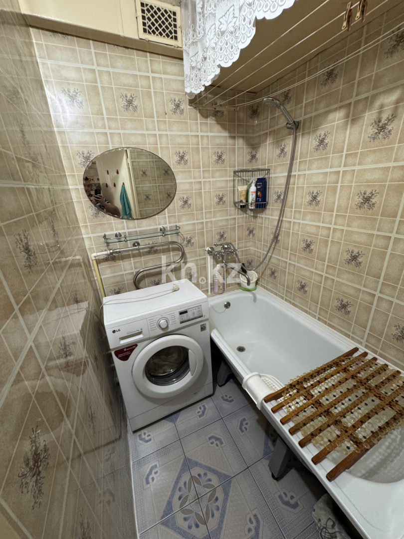 Продажа 2-комнатной квартиры, 44 м², 19 мкр., дом  73 - Продажа квартир в Казахстане фото 8 из 14