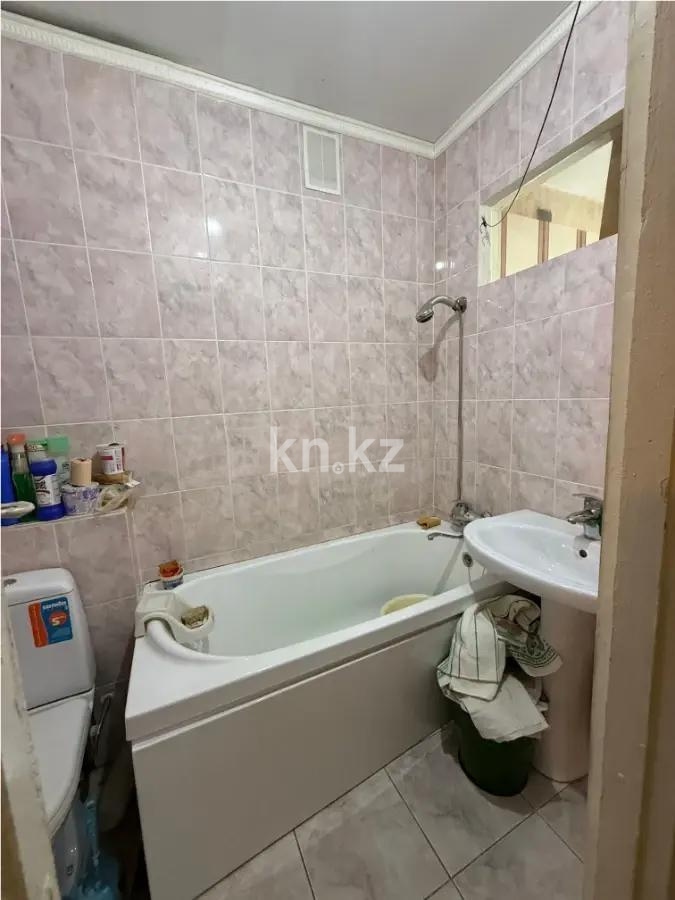 Продажа 1-комнатной квартиры, 35 м², пр. Бухар-жырау, дом  63/4 в Караганде - фото 3