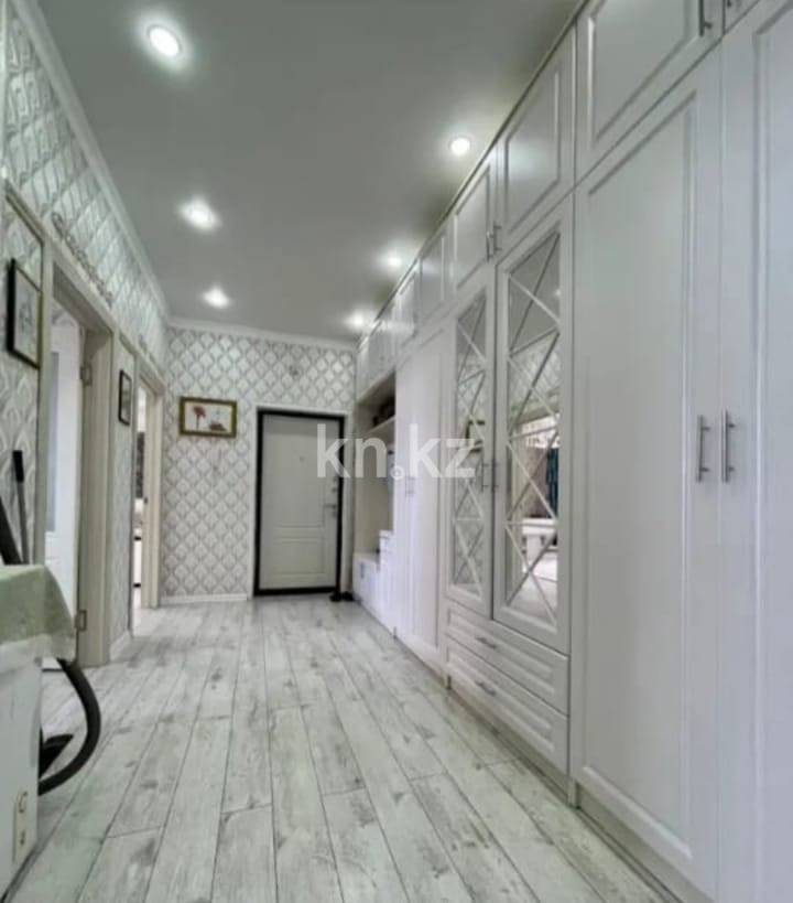 Продажа 3-комнатной квартиры, 76 м², ул. Дюсембекова, дом  44/2 - Продажа  трехкомнатных квартир в Караганде фото 9 из 11