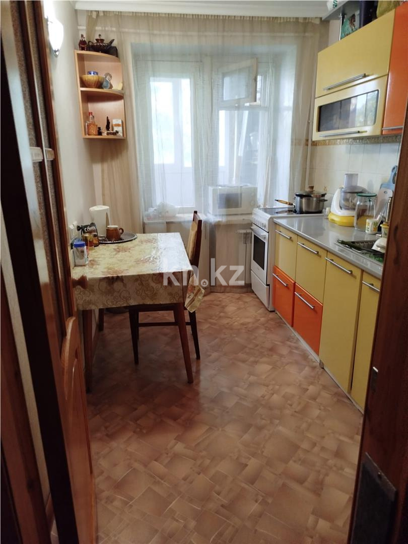 Продажа 3-комнатной квартиры, 58 м², ул. Аманжолова - Продажа квартир в Караганде фото 3 из 6