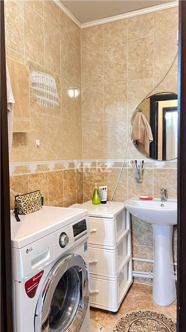 Продажа 3-комнатной квартиры, 71 м² - Продажа трехкомнатных квартир от собственников в Караганде - страница 2 фото 13 из 24