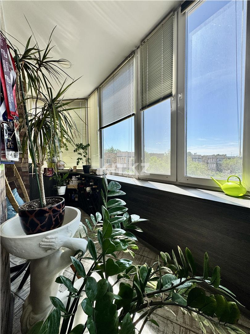 Продажа 3-комнатной квартиры, 160 м², ул. Аманжолова, дом  41 - Продажа  трехкомнатных квартир в Караганде с фото фото 9 из 52