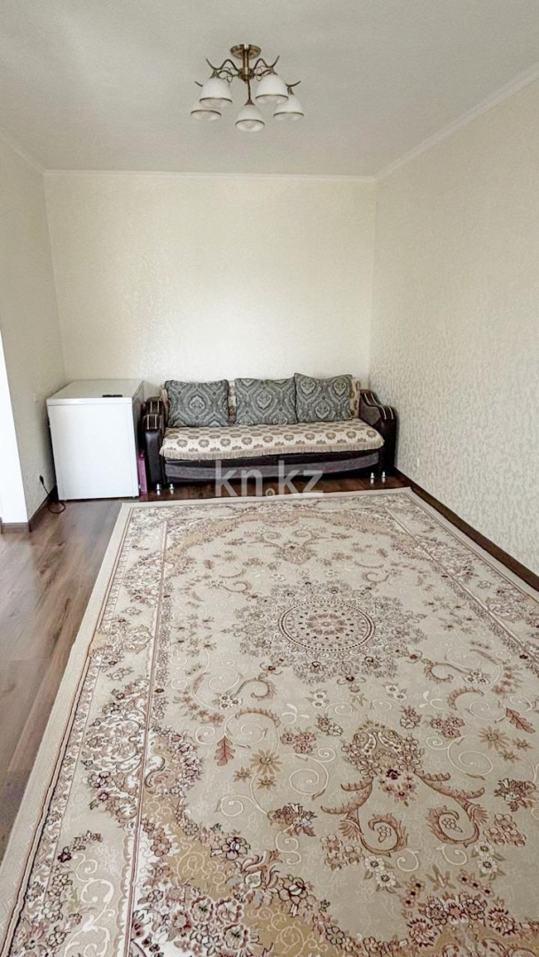 Продажа 1-комнатной квартиры, 44 м², пр. Шахтеров, дом  25 - Продажа  однокомнатных квартир в Караганде фото 2 из 9
