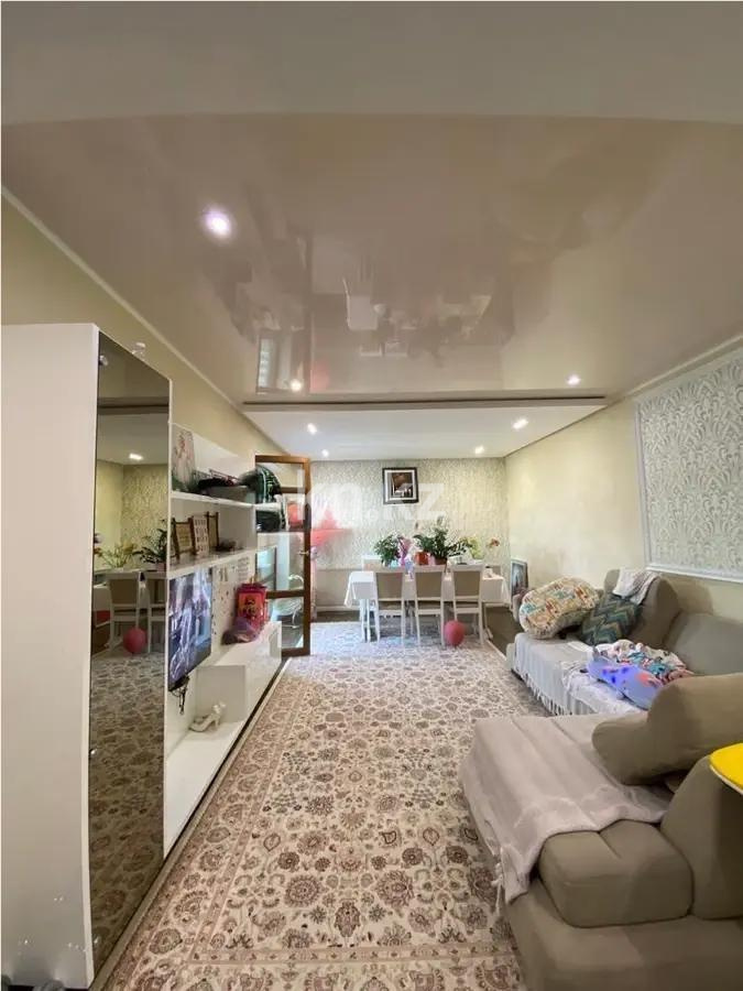 Продажа 3-комнатной квартиры, 100 м², ул. Кенесары хана, дом  54/25 - Продажа квартир в Алматы без посредников фото 1 из 4