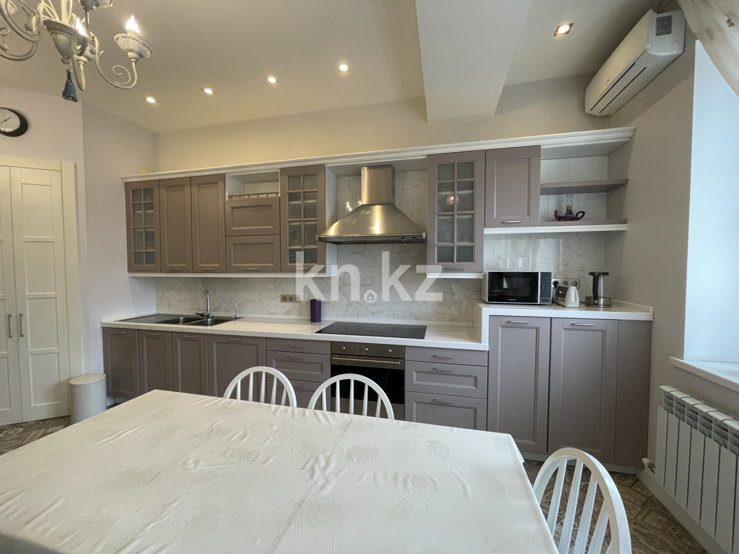 Аренда 5-комнатной квартиры, 215 м², ул. Мухамедханова, дом  7/1 - пр. Туран - Аренда квартир помесячно в Астане фото 20 из 40