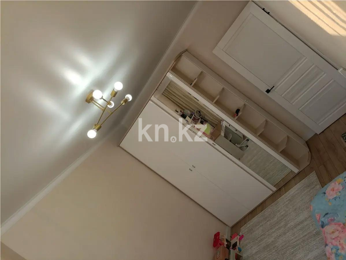 Продажа 2-комнатной квартиры, 55 м², ул. Байтурсынова, дом  67 в Астане - фото 3