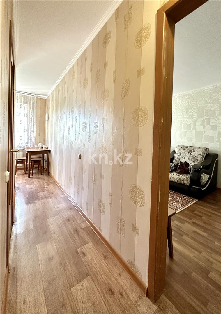 Продажа 2-комнатной квартиры, 43 м², мкр-н 17 - Продажа квартир в Караганде фото 11 из 16