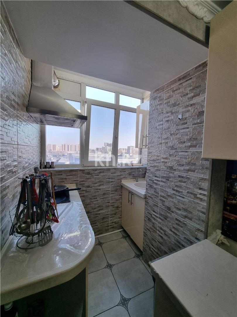 Продажа 4-комнатной квартиры, 90 м², ул. Дюсембекова, дом  4 - Продажа  четырехкомнатных квартир в Караганде фото 8 из 19