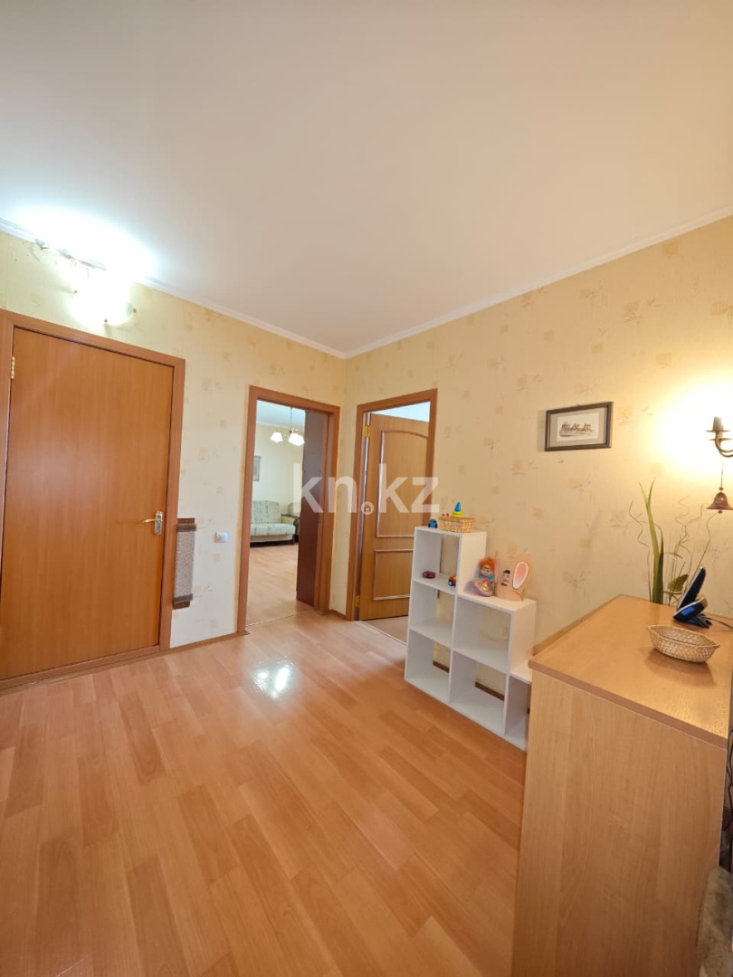 Продажа 4-комнатной квартиры, 75 м², пр. Шахтеров, дом  7 - Продажа квартир в Караганде с фото фото 10 из 20