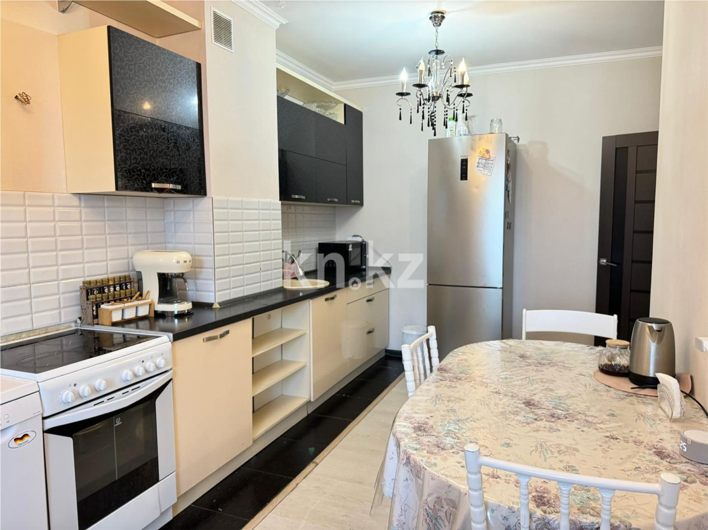 Продажа 2-комнатной квартиры, 77 м², ул. Кенесары в Астане - фото 2